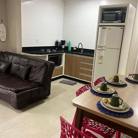 Appartement Residencial Tia Dilma à Bombinhas Extérieur photo